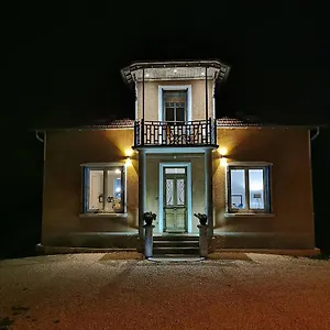 maison-fleur-de-frangipanier.hotels-rhonealpes.com/