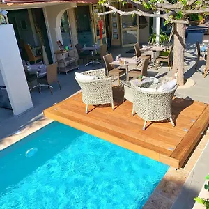 https://hotel-beau-soleil.fr-provencehotel.com